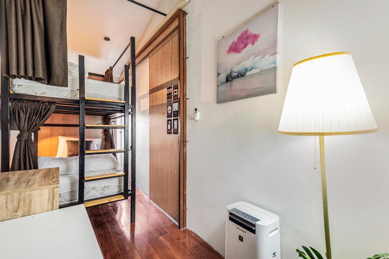Oyo 685 Am Bed Hostel Bangkok Bagian luar foto